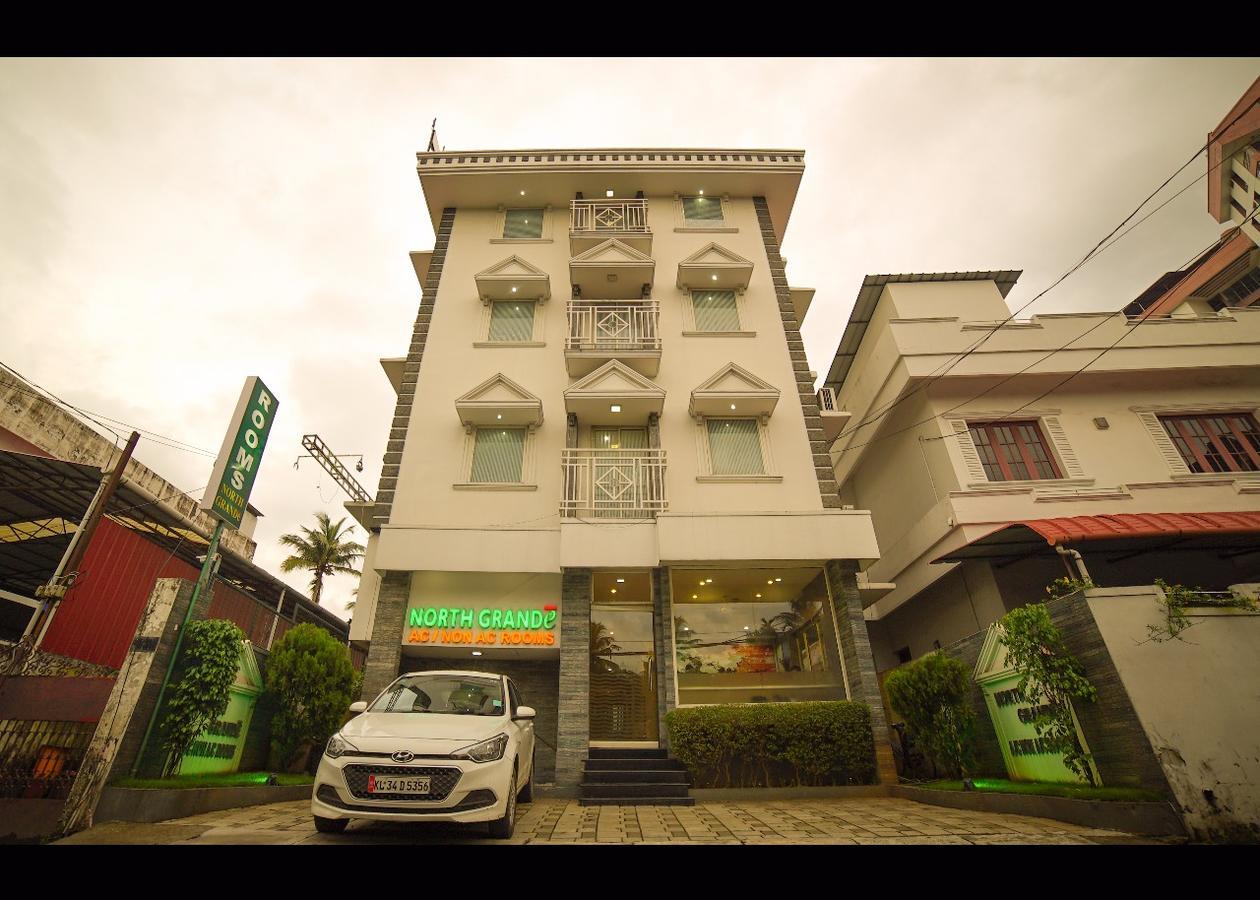North Grande Hotel Kochi Kültér fotó